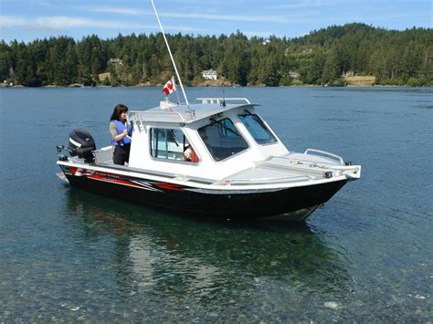 inexpensive aluminum fishing boats